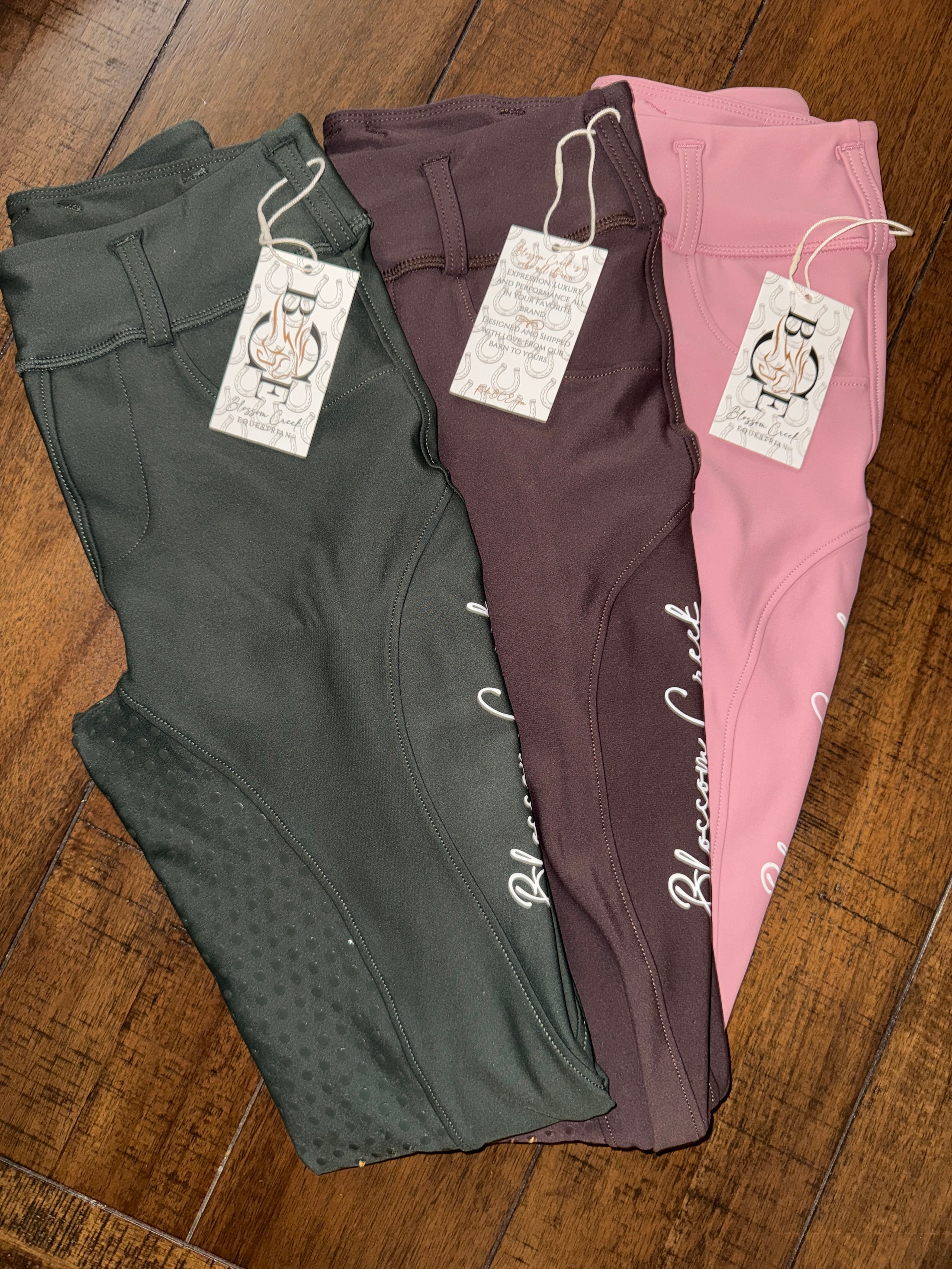 Felicity Breech, Hunter Green - Hybrid